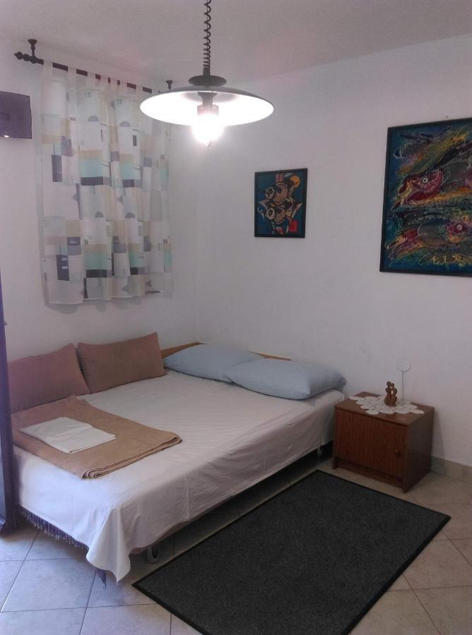 Apartmani Vrzic Baška Eksteriør bilde