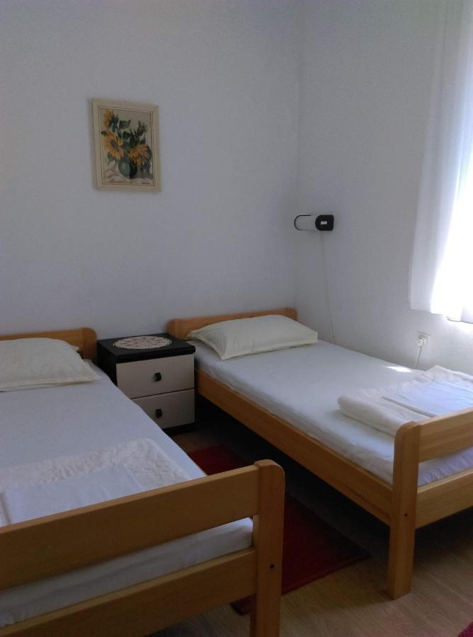 Apartmani Vrzic Baška Eksteriør bilde