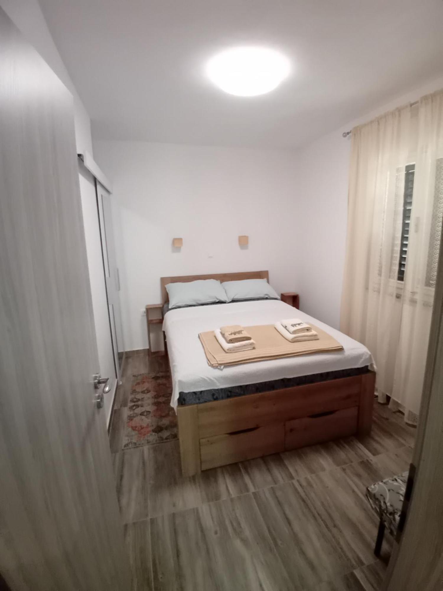 Apartmani Vrzic Baška Eksteriør bilde